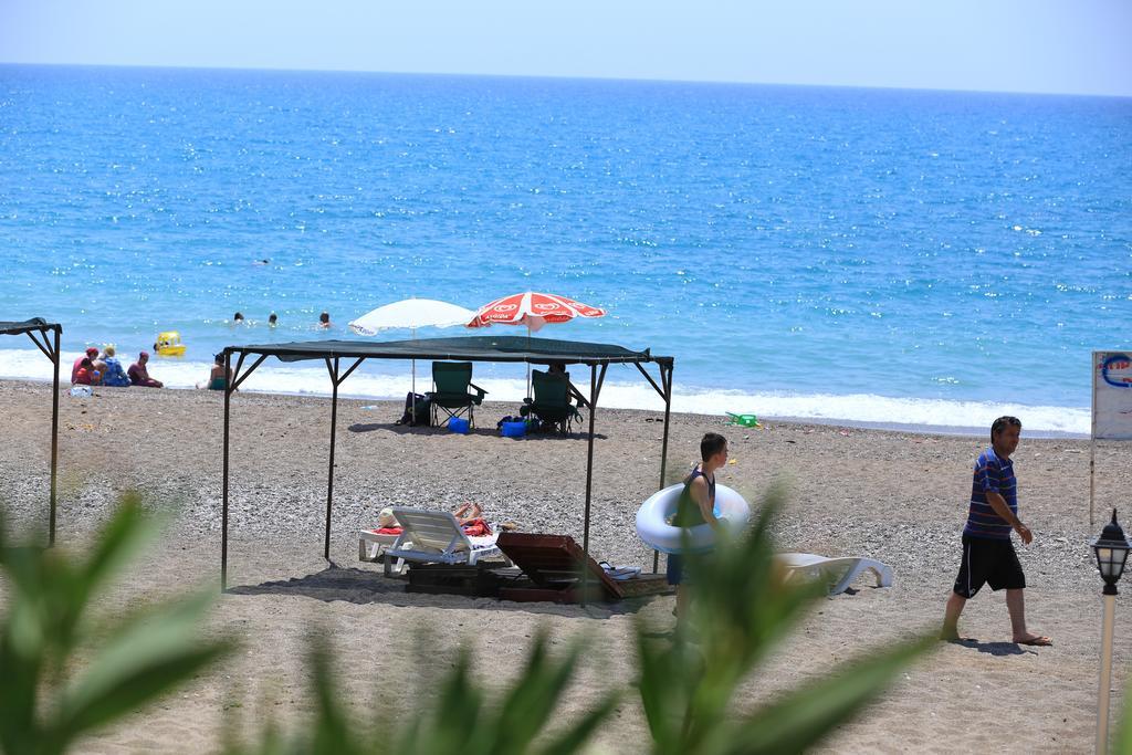 Kızılot Mavi Cennet Camping Caravan מראה חיצוני תמונה
